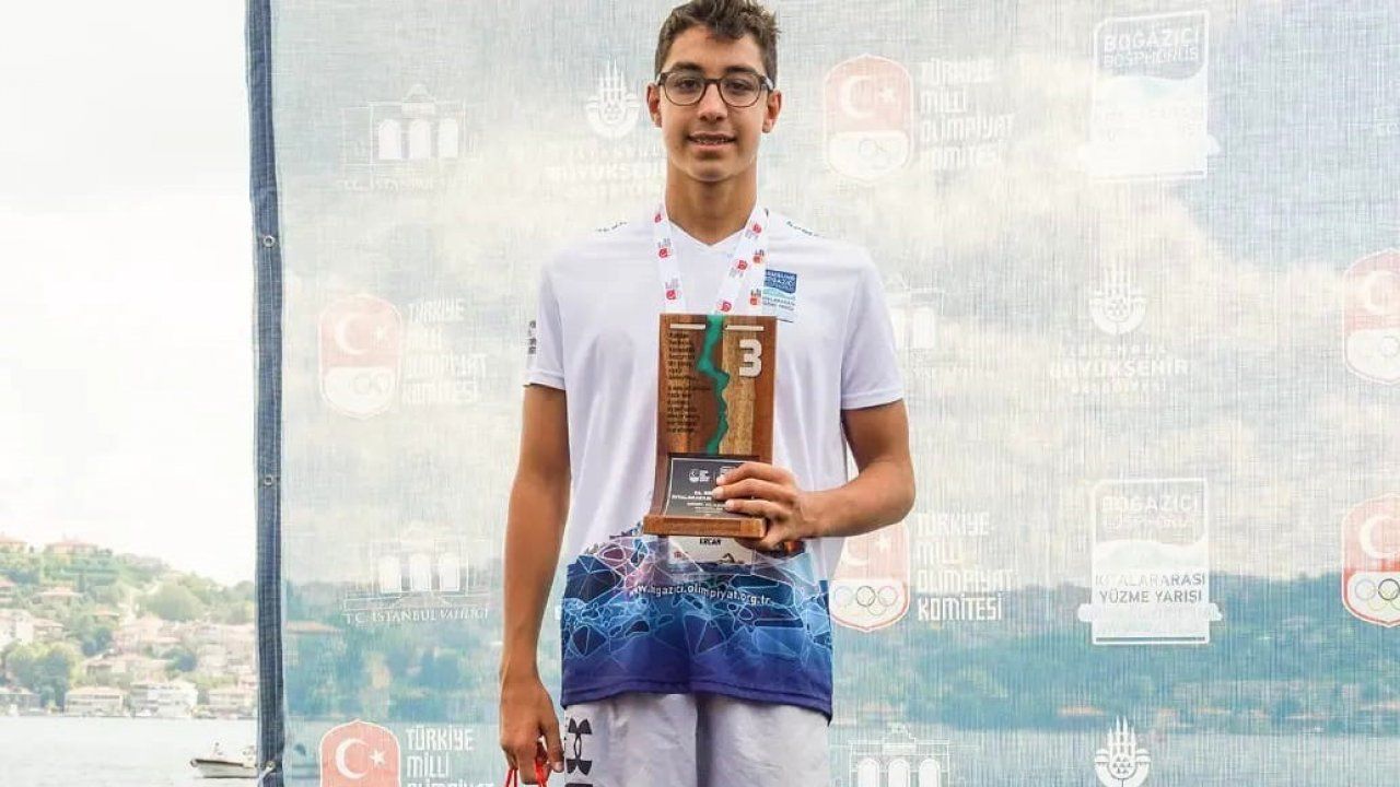 Antalyasporlu Atakan, kıtalararası şampiyon