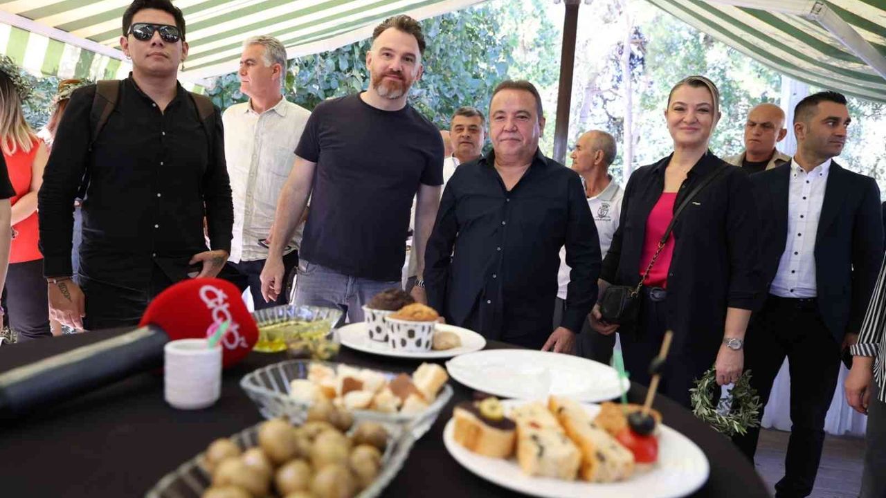 Food Fest Antalya Gastronomi Festivalinde ‘Zeytin Hasadı’