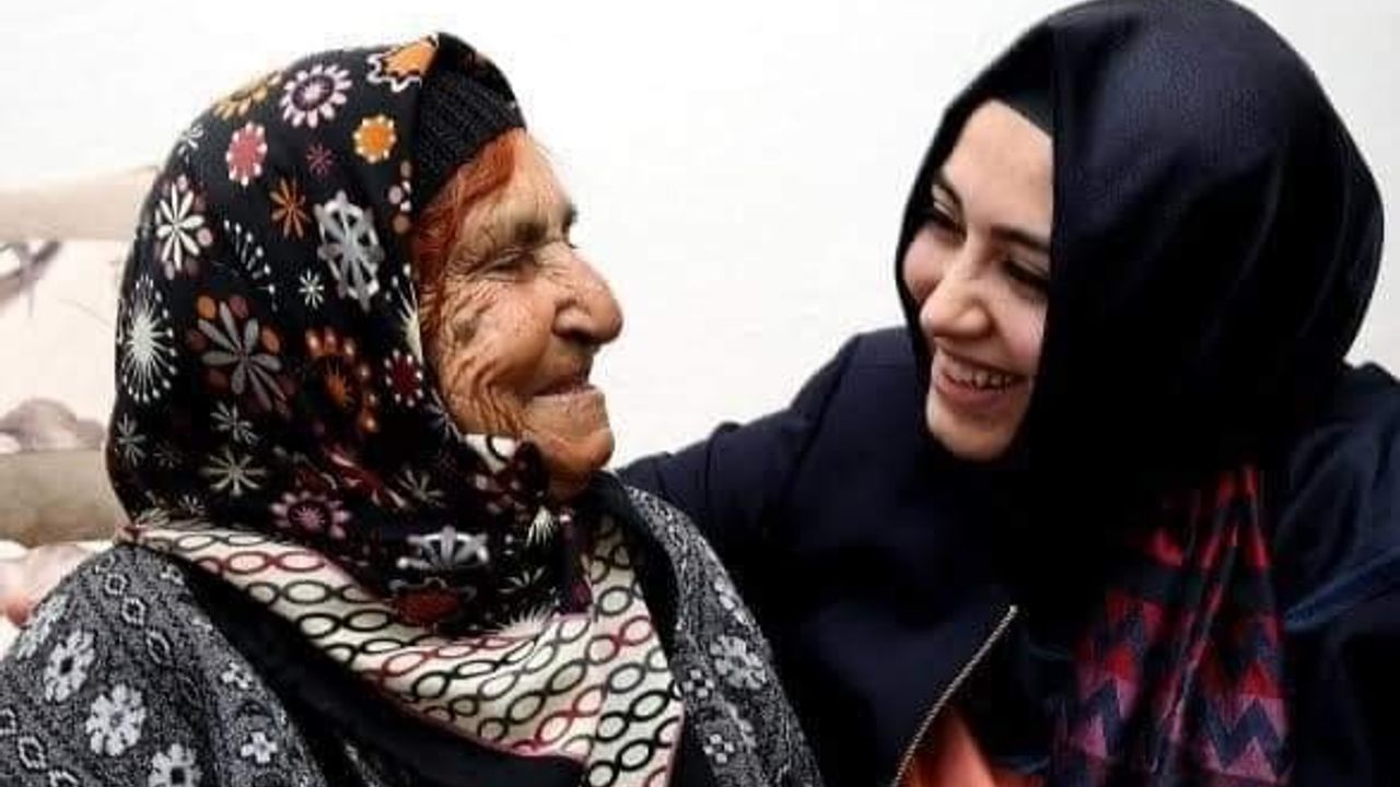 Alanya Milletvekili'nin 110 yaşındaki babaannesi yaşamını yitirdi
