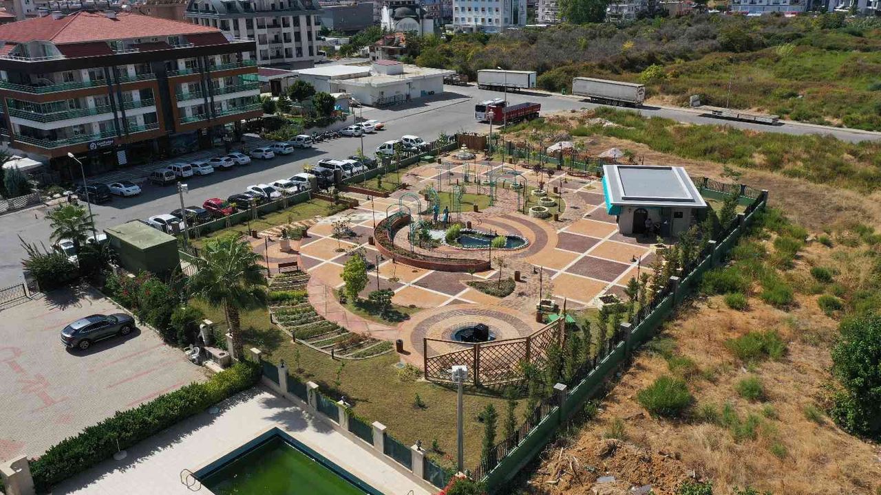 Alanya Belediyesi Akdeniz’in ilk terapi parkını tamamladı