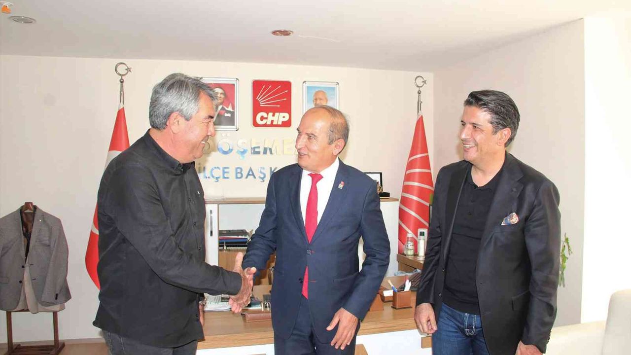 Bağımsız belediye meclis üyesi CHP’ye katıldı