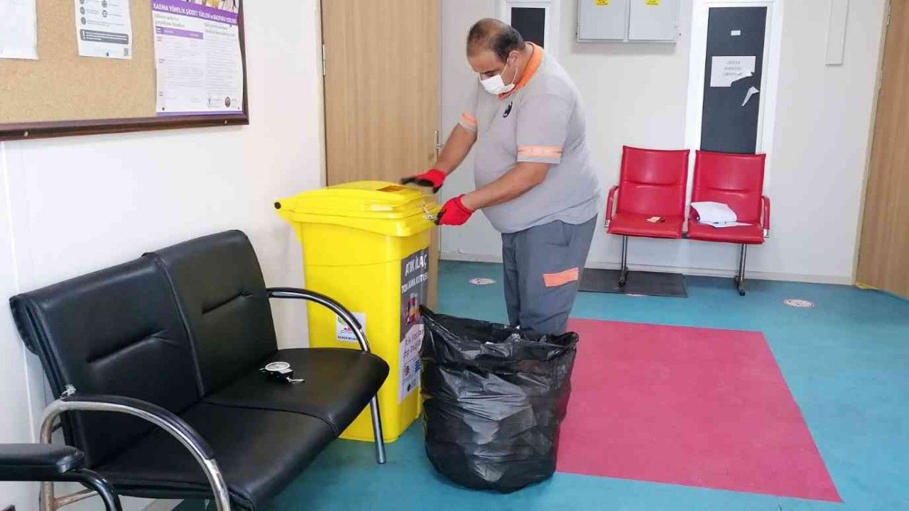 Kemer Belediyesi atık ilaçları topluyor