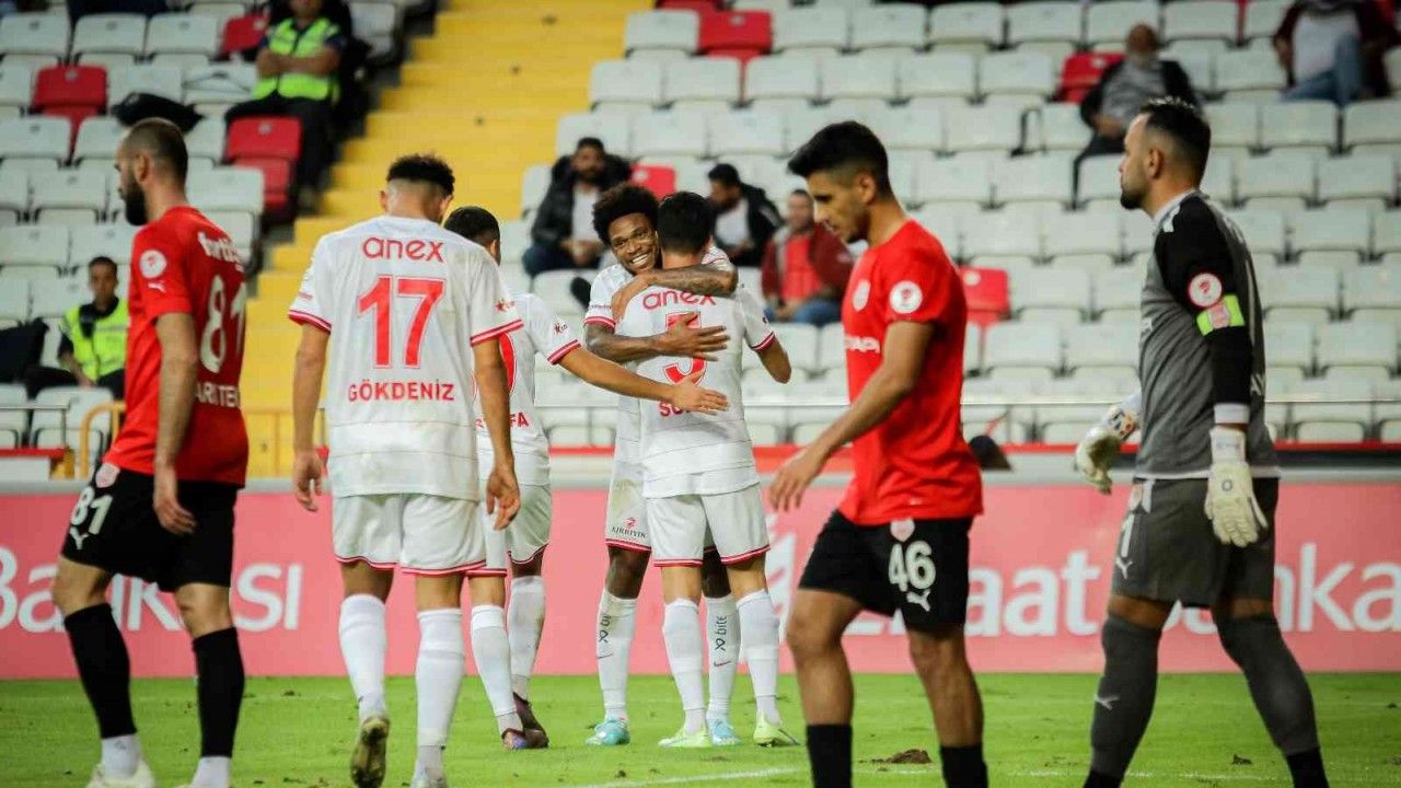 Ziraat Türkiye Kupası: FTA Antalyaspor: 3 - Pendikspor: 0
