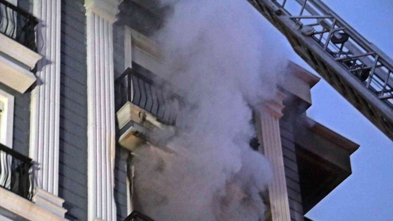 Antalya’da evde yangın faciası: 2 ölü