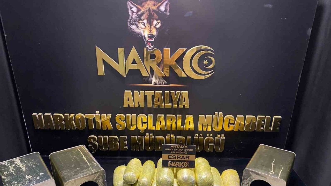 Antalya’da 71 kilo esrar ve skunk maddesi ele geçirildi