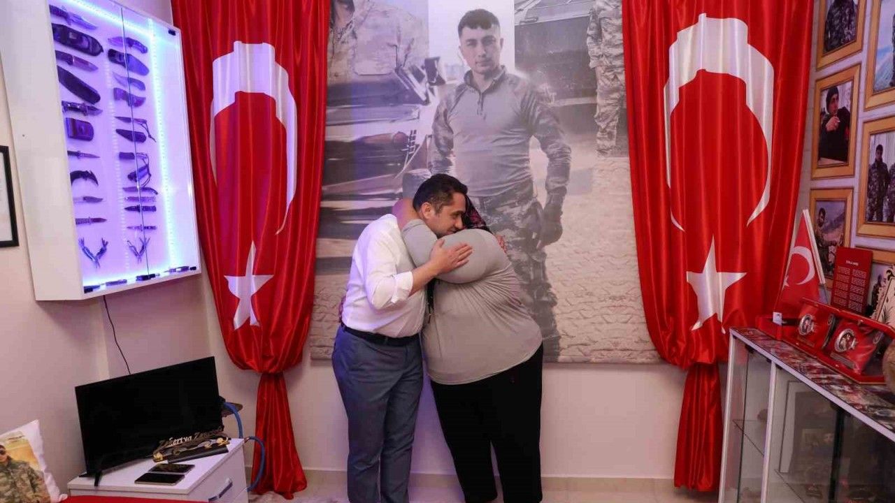 ALKÜ Rektörü Türkdoğan, şehit ailesiyle bir araya geldi