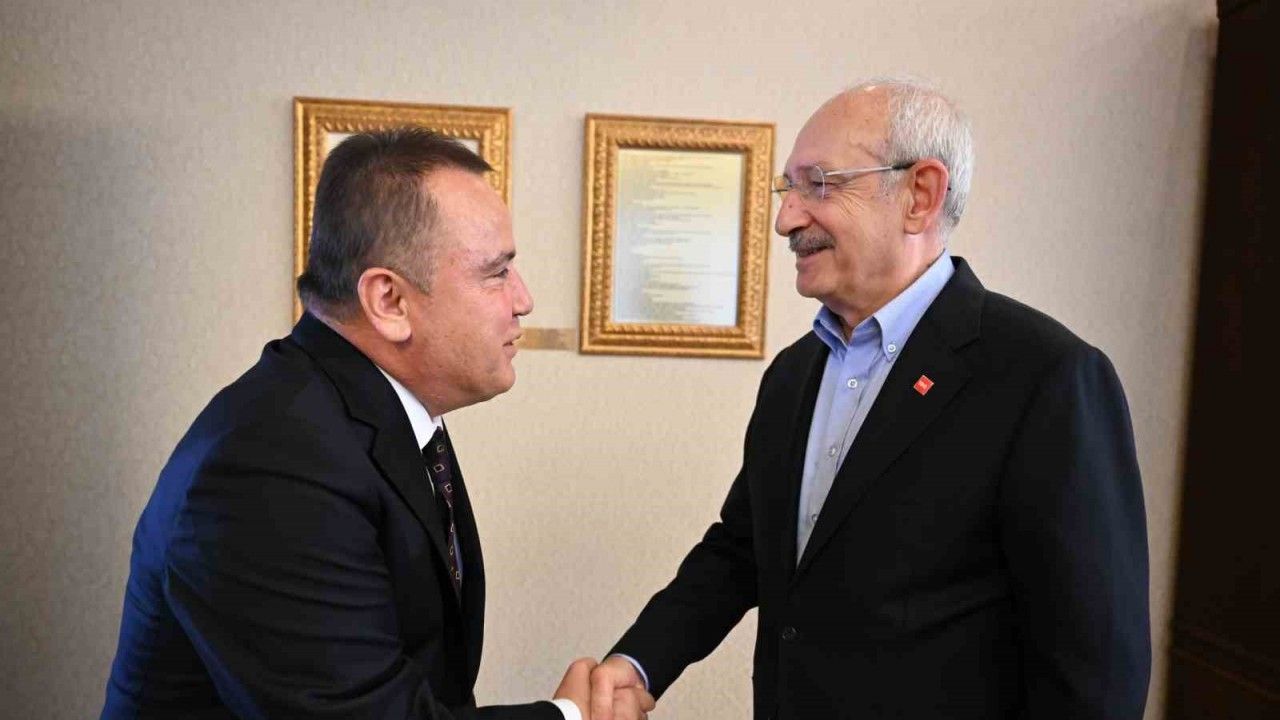 Başkan Böcek, Kılıçdaroğlu ile yerel seçimleri konuştu