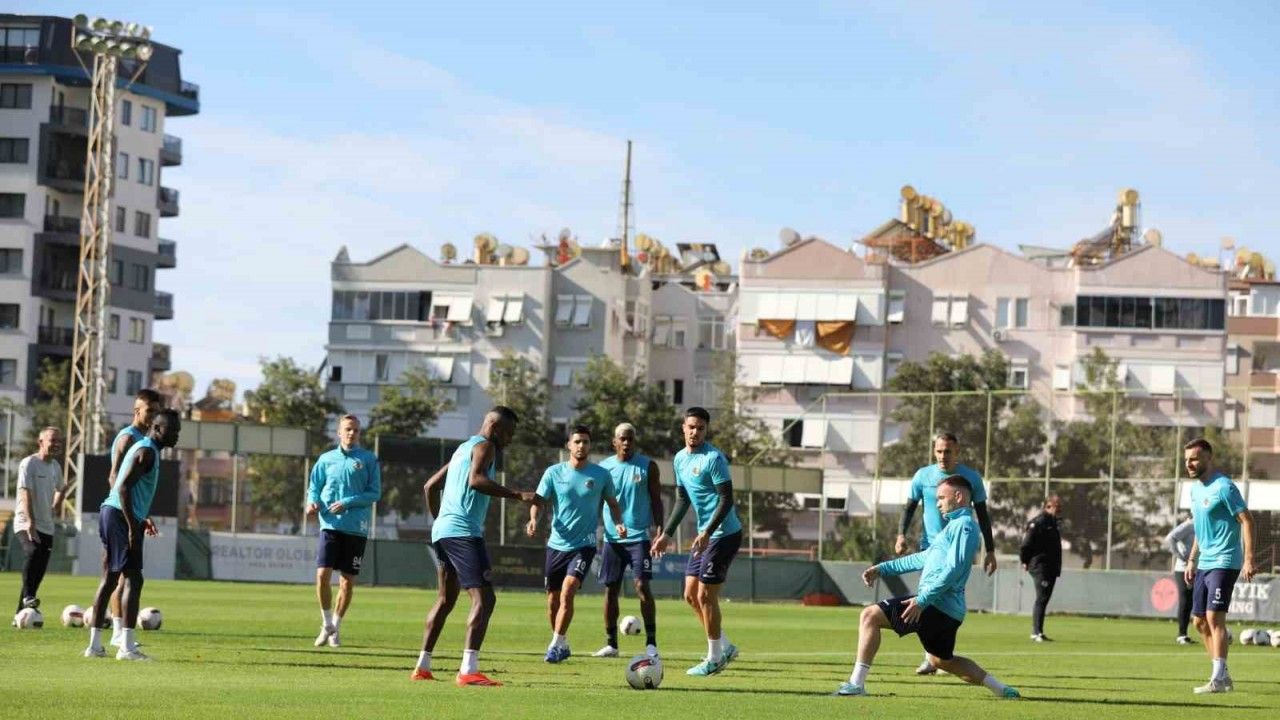 Alanyaspor’da Başakşehir maçı hazırlıkları tamamlandı
