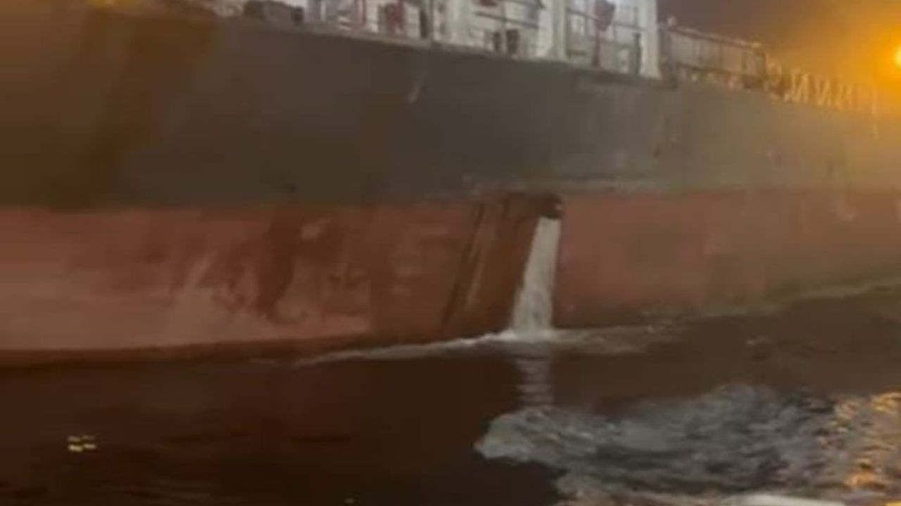 Antalya’da denizi kirleten ticari gemiye 16 milyon TL ceza