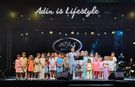 Mevlan Kurtishi konserinde çocuklardan duygulandıran anlar