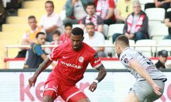 Spor Toto Süper Lig: FTA Antalyaspor: 0 - Medipol Başakşehir: 0 (Maç sonucu)