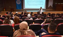 Sağlık çalışanlarına kan transfüzyonu anlatıldı