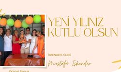 Mustafa İskender ve ailesi Yenı  yıl kutlaması