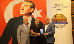 Erdem ve Kural'dan anlamlı plaket