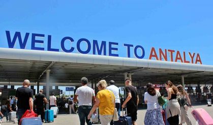 Turizm kenti Antalya’da ilk 11 ayda turist rekoru