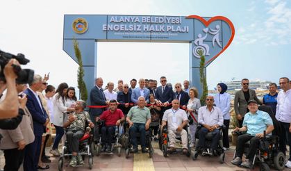 Engelsiz Halk Plajı hizmete açıldı