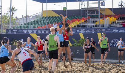 Plaj Hentbol Şampiyonası başladı