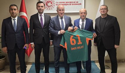 Alanyasporlu yoneticilerden Bakan Yardımcısına ziyaret