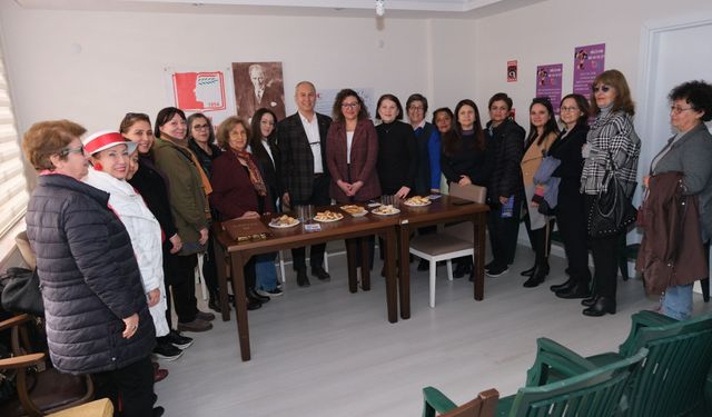 Özçelik’ten kadınlara pozitif söz 