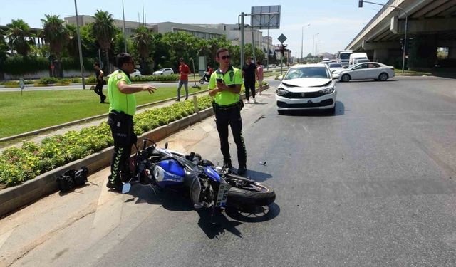 10 metrelik mesafede 2 kez kırmızı ışıkta geçti, hastanelik oldu