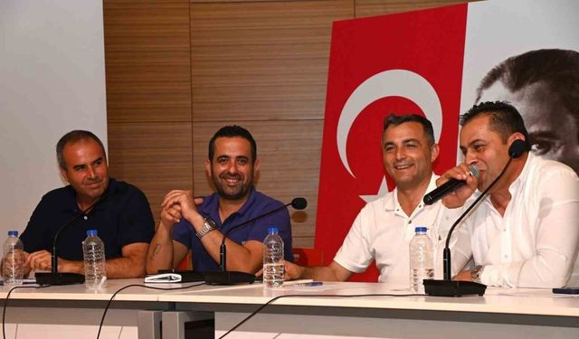 Manavgat Belediye Başkanı Kara, pazarcıları dinledi