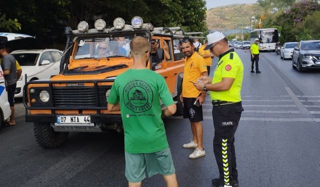 Alanya’da kurallara uymayan safari araçlarına ceza kesildi