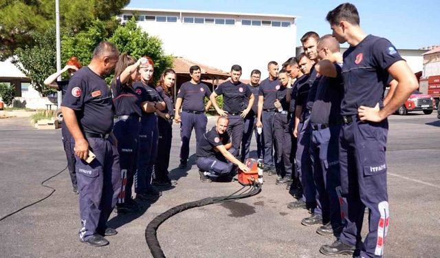 Antalya itfaiyesinden elektrikli araç söndürme kiti