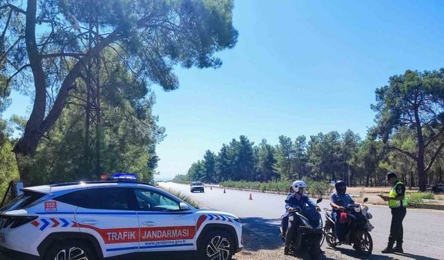 Antalya’da kurallara uymayan motosiklet sürücülerine ceza yağdı