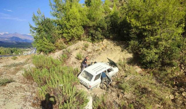 Otomobil şarampole yuvarlandı, sürücü yaşamını yitirdi