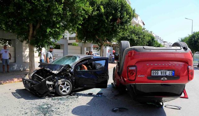 Polislere zorluk çıkardı, ters kelepçe takılınca, ‘Ne kadar zor görev yaptığınızın farkındayım’ dedi