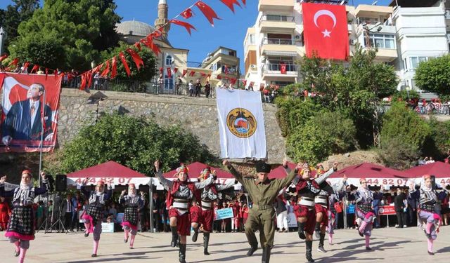 Alanya’da Cumhuriyet Bayramı coşkuyla kutlandı