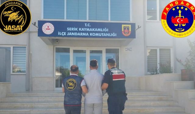 Antalya’da jandarma 215 aranan şahsı yakaladı