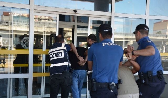 Antalya’da son 1 haftadaki denetimlerde yakalanan 168 şahıs tutuklandı