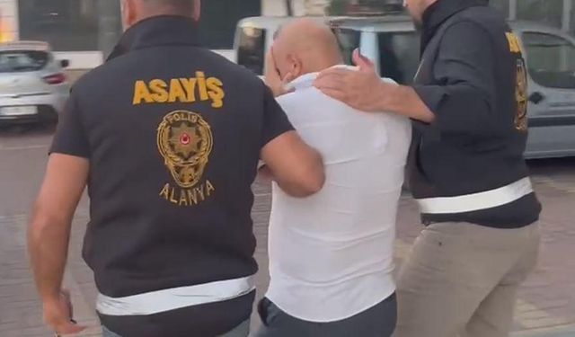 Alanya’da kesinleşmiş hapis cezasıyla aranan 3 şahıs yakalandı