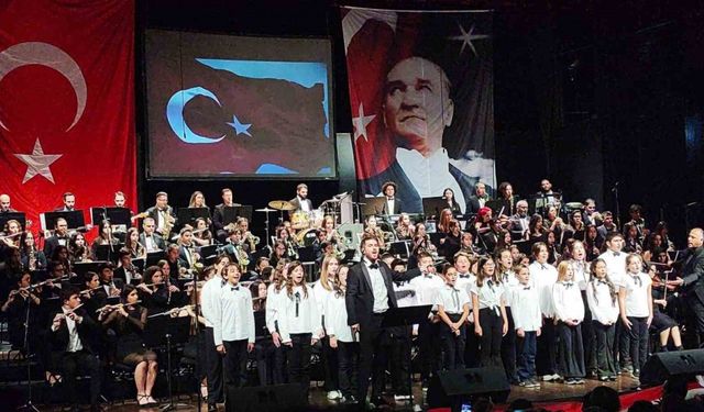 Kemer’de geleceğin müzisyenlerinden konser