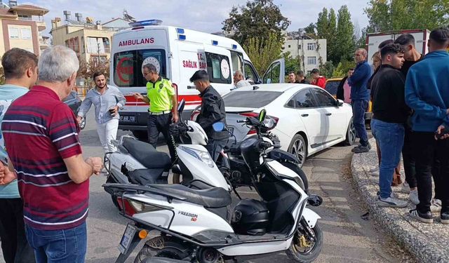 Manavgat’ta motosikletler çarpıştı: 1 yaralı