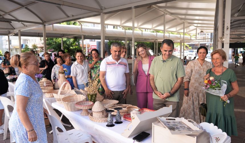 El sanatları üretici pazarı kapılarını açtı